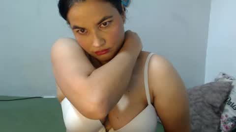 Snapshot of gabysot chatting on July 22, 4:10 pm gabysot online show from July 22, 4:10 pm