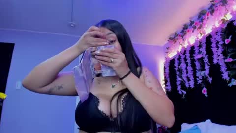 gabby cooper online show from June 24, 2:32 am