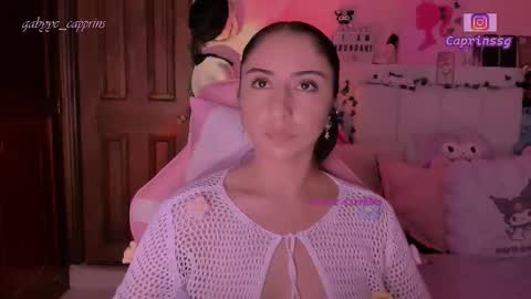 gabyye capprins online show from February 12, 12:38 am