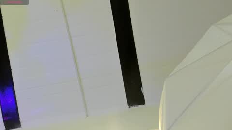 Snapshot of gabyyjones chatting on November 6, 11:11 am gabyyjones online show from November 6, 11:11 am