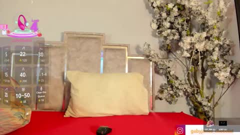 Snapshot of gabyyjones chatting on November 27, 12:51 pm gabyyjones online show from November 27, 12:51 pm