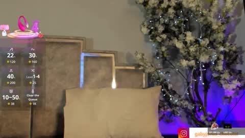 Snapshot of gabyyjones chatting on December 3, 11:41 am gabyyjones online show from December 3, 11:41 am