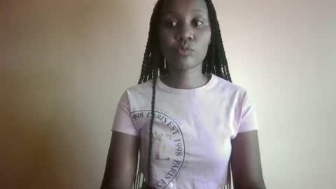 Snapshot of gada_charm chatting on March 3, 1:20 pm Gada online show from March 3, 1:20 pm