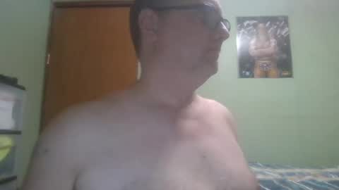 Snapshot of gadude45 chatting on February 5, 3:55 am gadude45 online show from February 5, 3:55 am