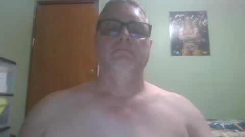 Snapshot of gadude45 chatting on February 7, 1:47 am gadude45 online show from February 7, 1:47 am