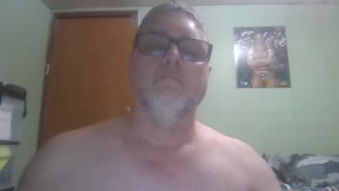 Snapshot of gadude45 chatting on February 14, 4:41 pm gadude45 online show from February 14, 4:41 pm