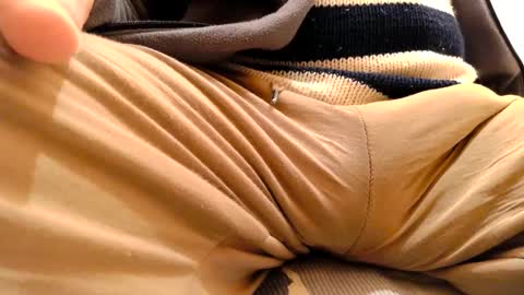 Snapshot of gae89tano chatting on March 5, 12:11 pm gae89tano online show from March 5, 12:11 pm