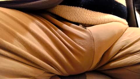 Snapshot of gae89tano chatting on March 5, 10:54 pm gae89tano online show from March 5, 10:54 pm