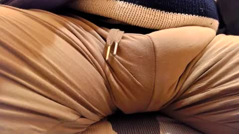 Snapshot of gae89tano chatting on March 8, 6:58 pm gae89tano online show from March 8, 6:58 pm