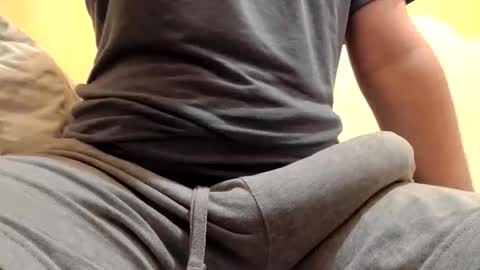 Snapshot of gae89tano chatting on October 1, 7:03 am gae89tano online show from October 1, 7:03 am