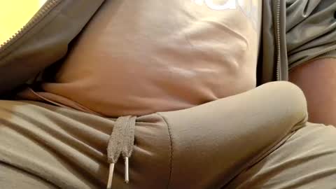 Snapshot of gae89tano chatting on November 9, 11:47 pm gae89tano online show from November 9, 11:47 pm