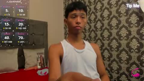 Snapshot of gael_d4v7 chatting on May 12, 7:11 pm Gael online show from May 12, 7:11 pm
