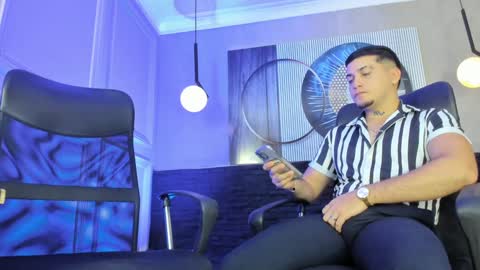 Snapshot of gael_williams3 chatting on January 20, 3:48 am gael_williams3 online show from January 20, 3:48 am