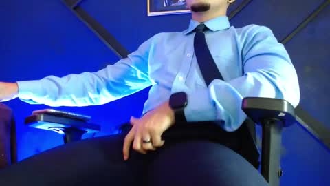 Snapshot of gael_williams3 chatting on March 12, 11:01 pm gael_williams3 online show from March 12, 11:01 pm