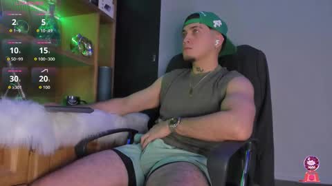 Gael Williams online show from November 10, 1:37 am