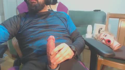 your master online show from February 19, 11:04 pm