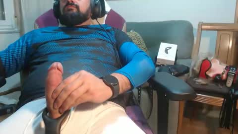 your master online show from December 14, 2:28 am