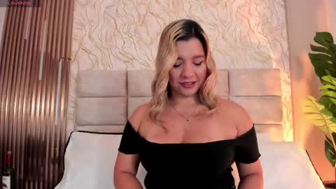 gaia_stonne online show from February 21, 12:28 pm