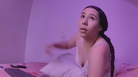 Snapshot of gaia_sweet_ chatting on October 25, 1:07 pm gaia_sweet_ online show from October 25, 1:07 pm