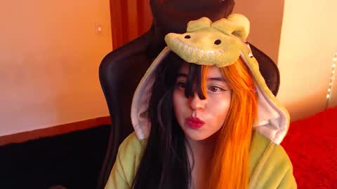 Kate 3 online show from May 11, 8:06 pm