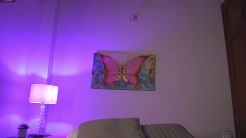 Snapshot of gala_monroe chatting on June 27, 11:04 am gala_monroe online show from June 27, 11:04 am