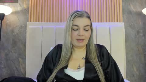 gala_montes_30 online show from November 25, 7:03 pm