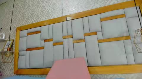 galaanderson online show from October 24, 11:39 am