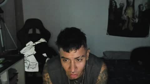 Snapshot of game__over420 chatting on December 7, 4:31 am game__over420 online show from December 7, 4:31 am