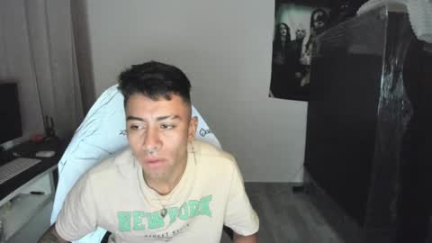 Snapshot of game__over420 chatting on December 10, 2:59 am game__over420 online show from December 10, 2:59 am