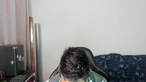 Snapshot of game__over420 chatting on December 18, 10:57 pm game__over420 online show from December 18, 10:57 pm