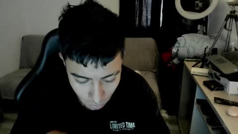 Snapshot of game__over420 chatting on December 23, 9:40 pm game__over420 online show from December 23, 9:40 pm