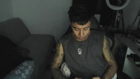 Snapshot of game__over420 chatting on December 25, 2:25 am game__over420 online show from December 25, 2:25 am