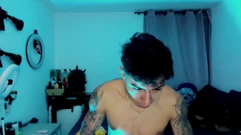 Snapshot of game__over420 chatting on January 22, 1:10 am game__over420 online show from January 22, 1:10 am