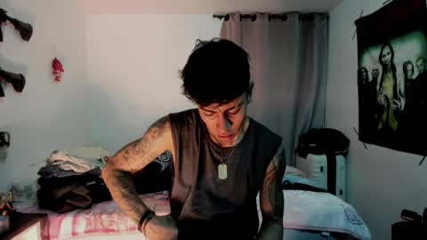 Snapshot of game__over420 chatting on February 17, 3:04 am game__over420 online show from February 17, 3:04 am