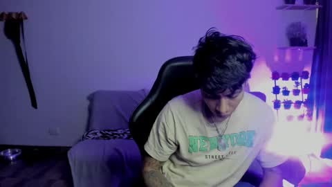 Snapshot of game__over420 chatting on March 4, 1:12 am game__over420 online show from March 4, 1:12 am