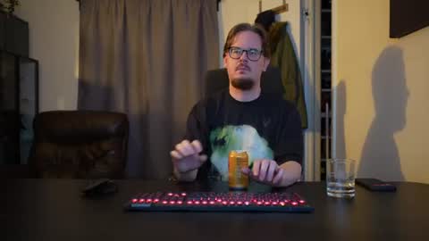 Snapshot of gameboycameraman chatting on July 2, 3:23 am gameboycameraman online show from July 2, 3:23 am