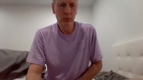 Snapshot of gamerboy200 chatting on January 19, 7:15 am gamerboy200 online show from January 19, 7:15 am