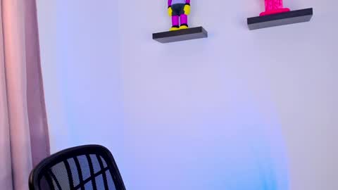 Snapshot of gangster_girl chatting on January 18, 12:02 am GANG online show from January 18, 12:02 am