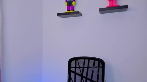 Snapshot of gangster_girl chatting on February 11, 4:11 am GANG online show from February 11, 4:11 am