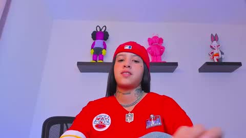 Snapshot of gangster_girl chatting on March 9, 3:22 am GANG online show from March 9, 3:22 am