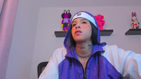 Snapshot of gangster_girl chatting on March 11, 3:16 am GANG online show from March 11, 3:16 am