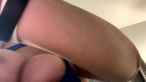 Snapshot of ganja_kitt3n chatting on November 13, 12:37 pm Kitty online show from November 13, 12:37 pm