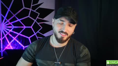 Snapshot of garbel09 chatting on December 3, 5:53 am Chris Dont forget to gift me thumb up Its very important to me and makes me happy AF online show from December 3, 5:53 am