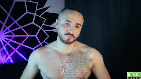 Snapshot of garbel09 chatting on December 18, 5:48 am Chris Dont forget to gift me thumb up Its very important to me and makes me happy AF online show from December 18, 5:48 am