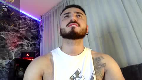 Snapshot of garbel09 chatting on September 18, 6:37 am Chris Dont forget to gift me thumb up Its very important to me and makes me happy AF online show from September 18, 6:37 am