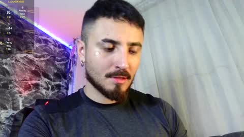 Snapshot of garbel09 chatting on September 25, 6:28 am Chris Dont forget to gift me thumb up Its very important to me and makes me happy AF online show from September 25, 6:28 am