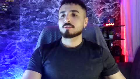 Snapshot of garbel09 chatting on October 16, 6:36 am Chris Dont forget to gift me thumb up Its very important to me and makes me happy AF online show from October 16, 6:36 am