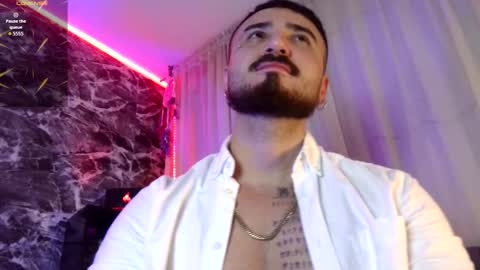 Snapshot of garbel09 chatting on October 18, 6:37 am Chris Dont forget to gift me thumb up Its very important to me and makes me happy AF online show from October 18, 6:37 am