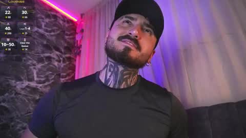 Chris  Dont forget to gift me thumb up Its very important to me and makes me happy AF  online show from February 3, 5:38 am