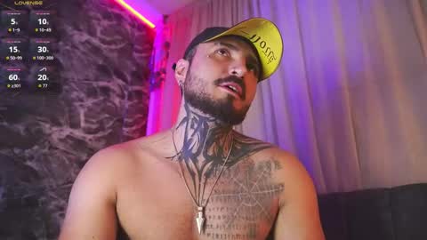 Chris  Dont forget to gift me thumb up Its very important to me and makes me happy AF  online show from March 13, 5:47 am